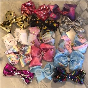Jojo bows